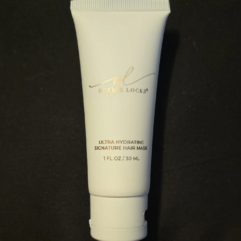 Goldie Locks Ultra Hydrating Signature Hair Mask - White